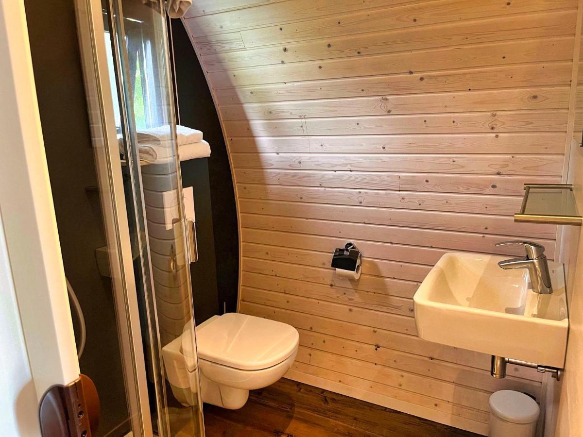 Pod Hotelkamer Aan Het Water Dokkum Extérieur photo